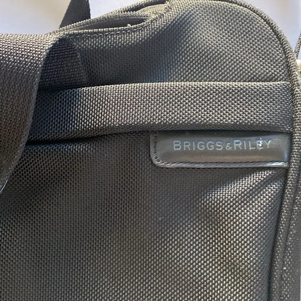 BRIGGS & RILEY Travelware Black Nylon Briefcase with Removable Shoulder Strap